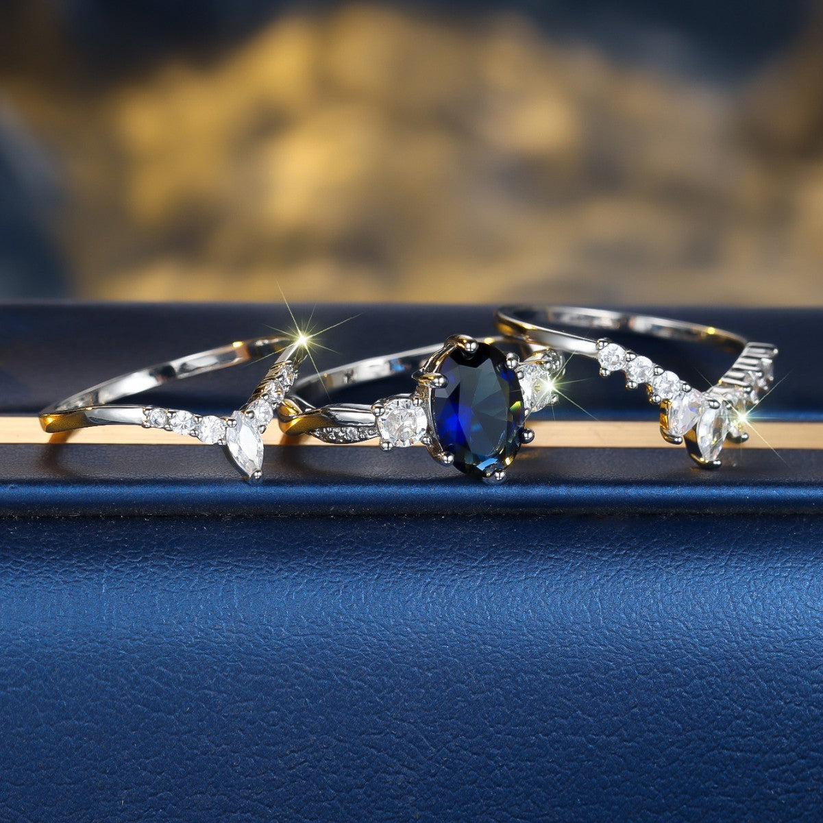 Platinum Egg-shaped Sapphire Blue Diamond Water Drop Shining Three-piece Unique Ring